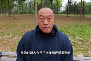 布朗尼常規(guī)賽能上嗎？馬?。翰恍?，他的進(jìn)攻達(dá)不到真正后衛(wèi)的標(biāo)準(zhǔn)